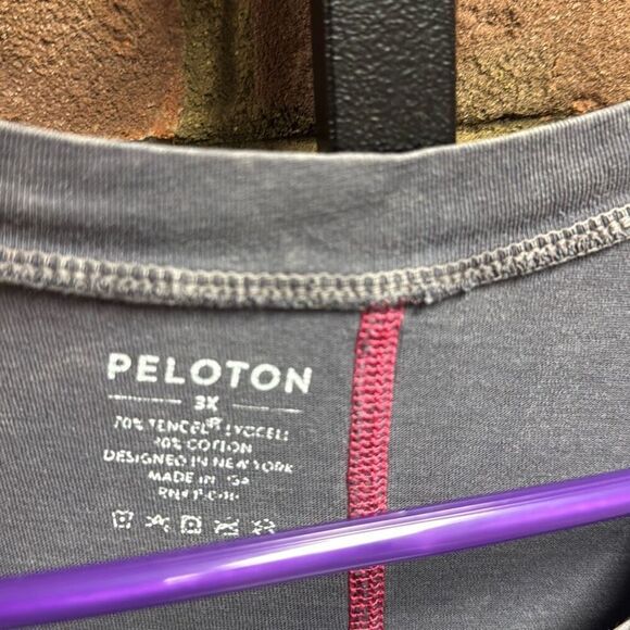Peloton Women’s Gray Tank Top Size 3X - Picture 3 of 6